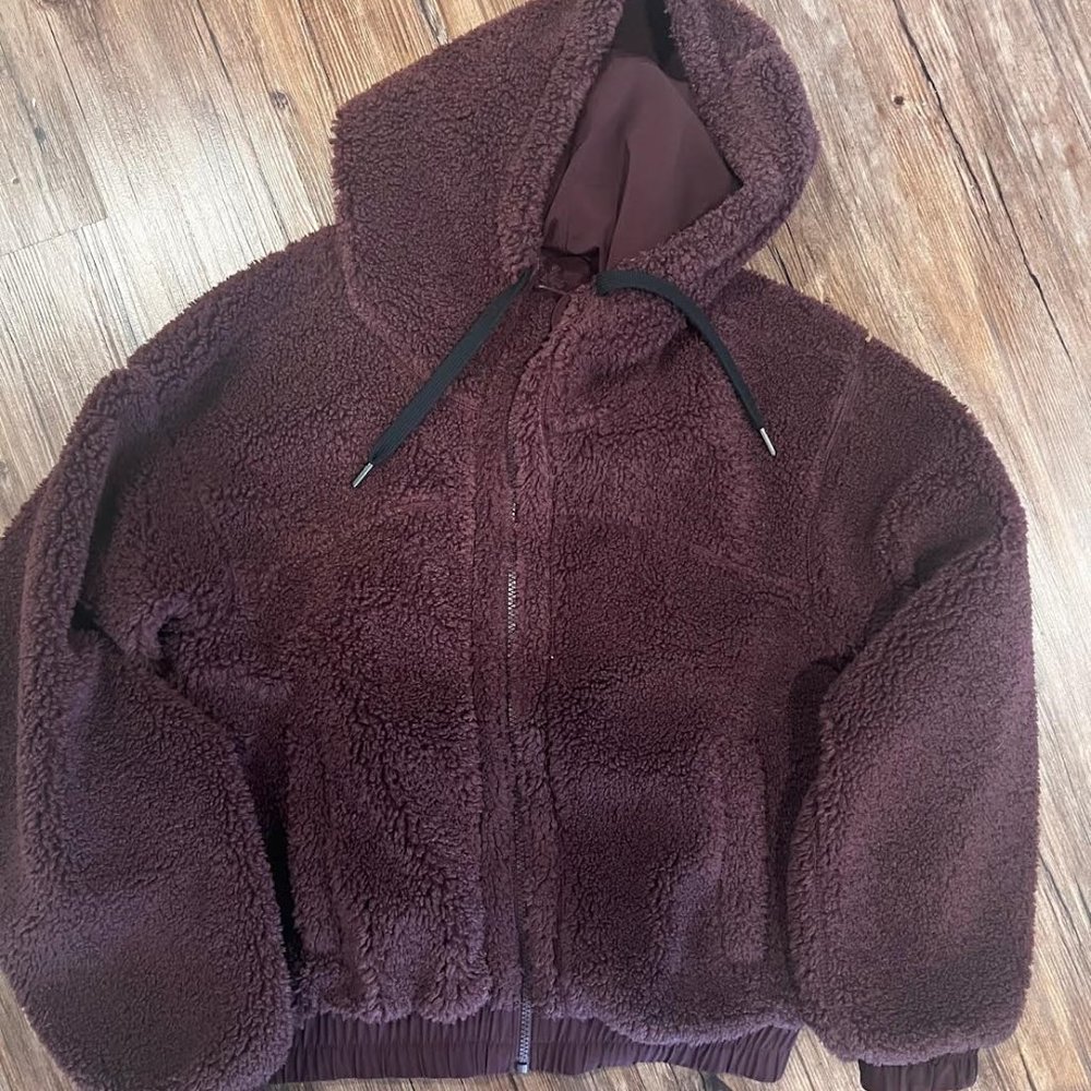 Lululemon Fleece Zip Up Plum Size 8